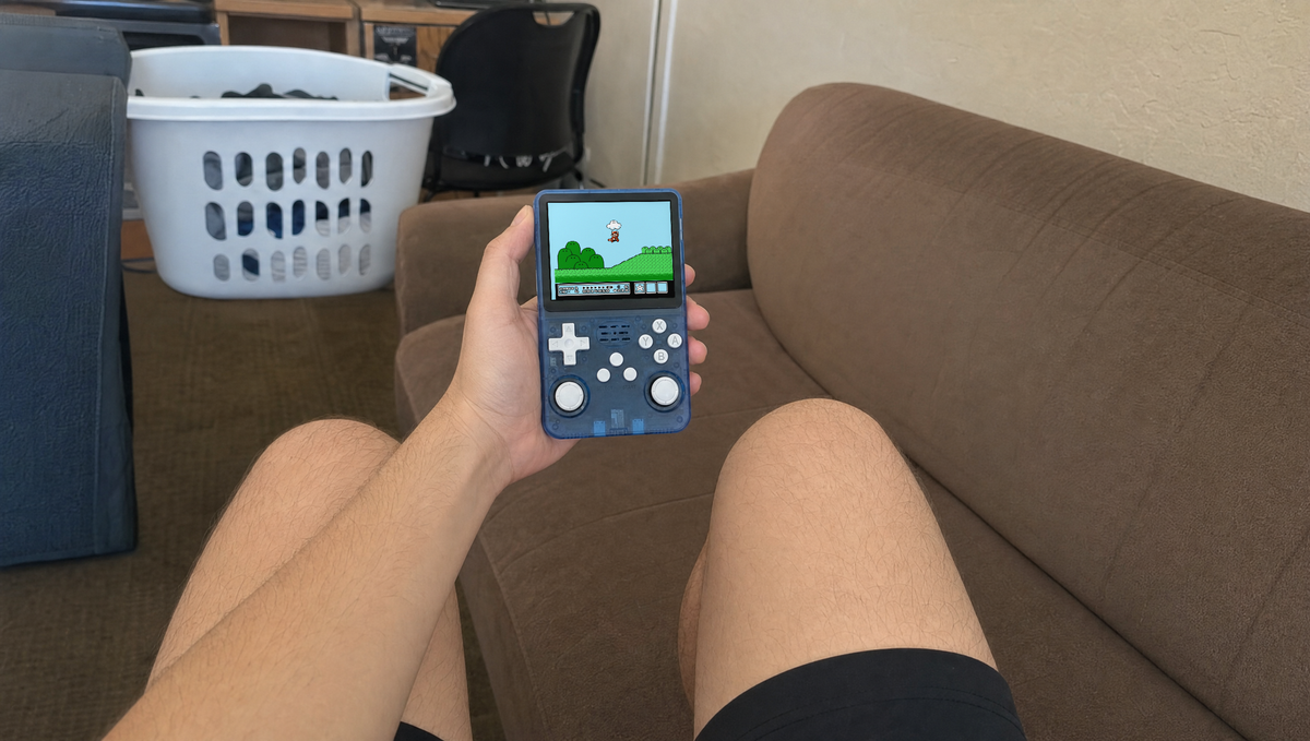 Retro Advance — home hero